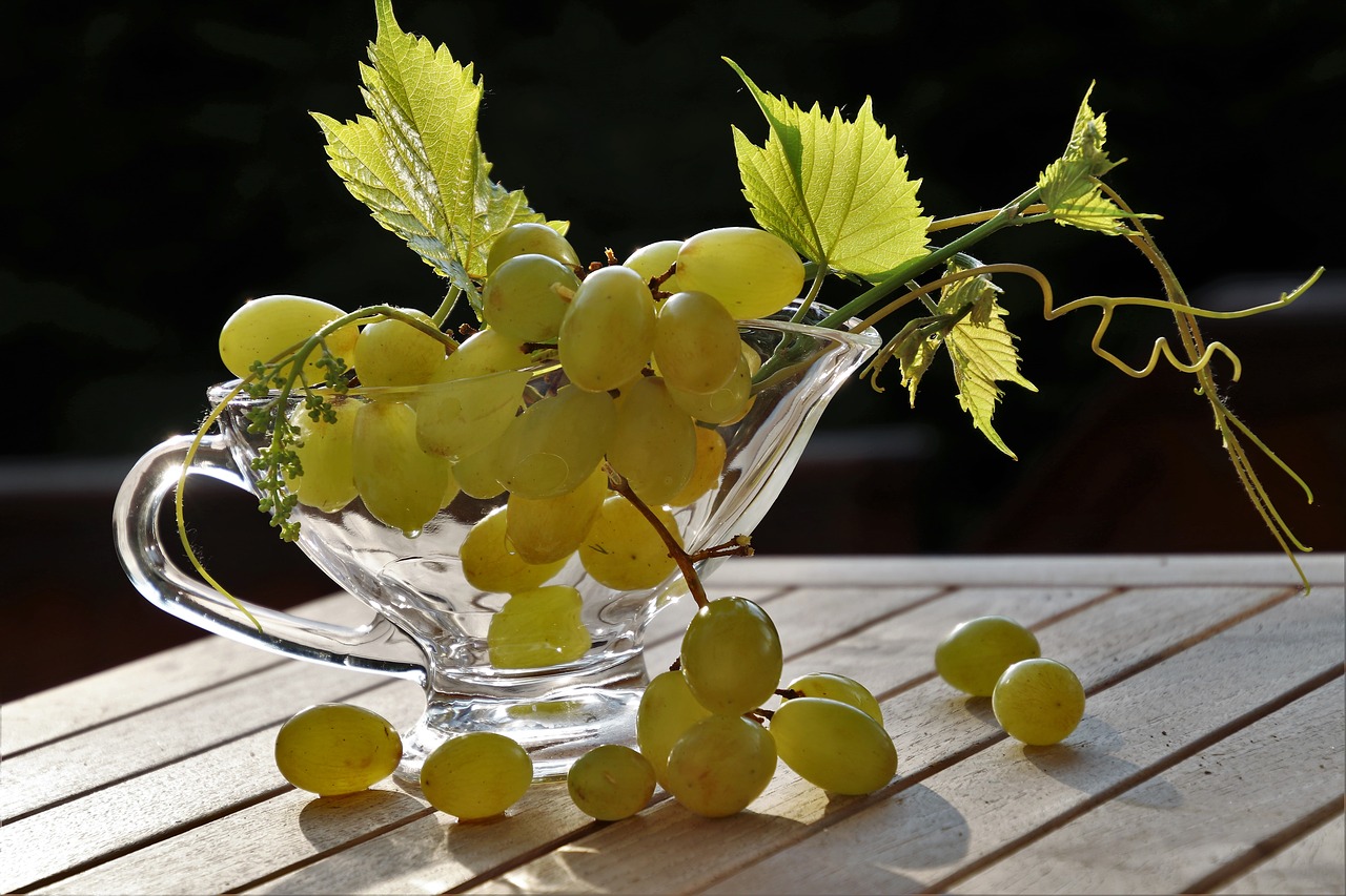 eating grapes